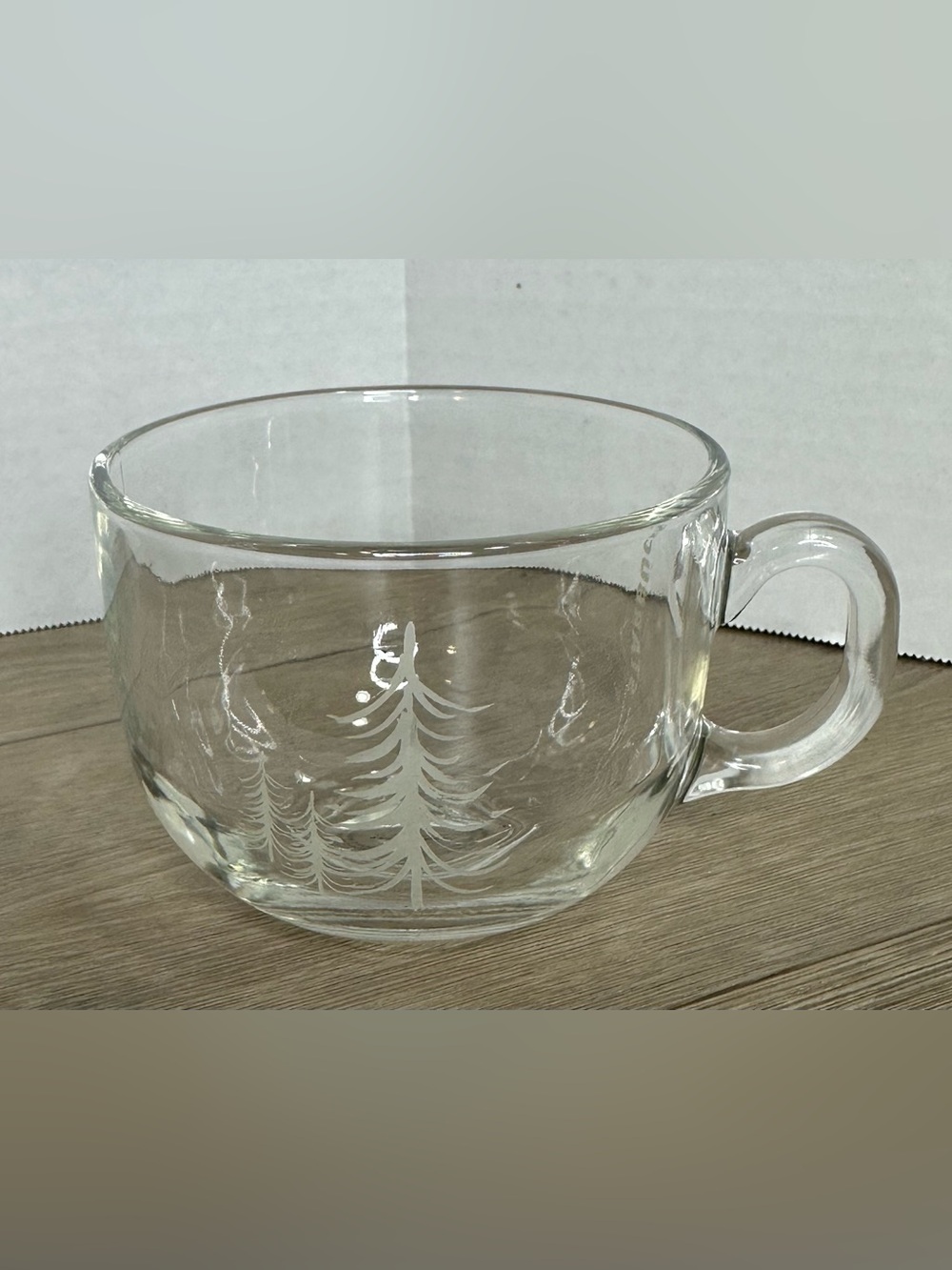 2014 Starbucks Coffee Clear Glass Etched Holiday Mug 17 oz